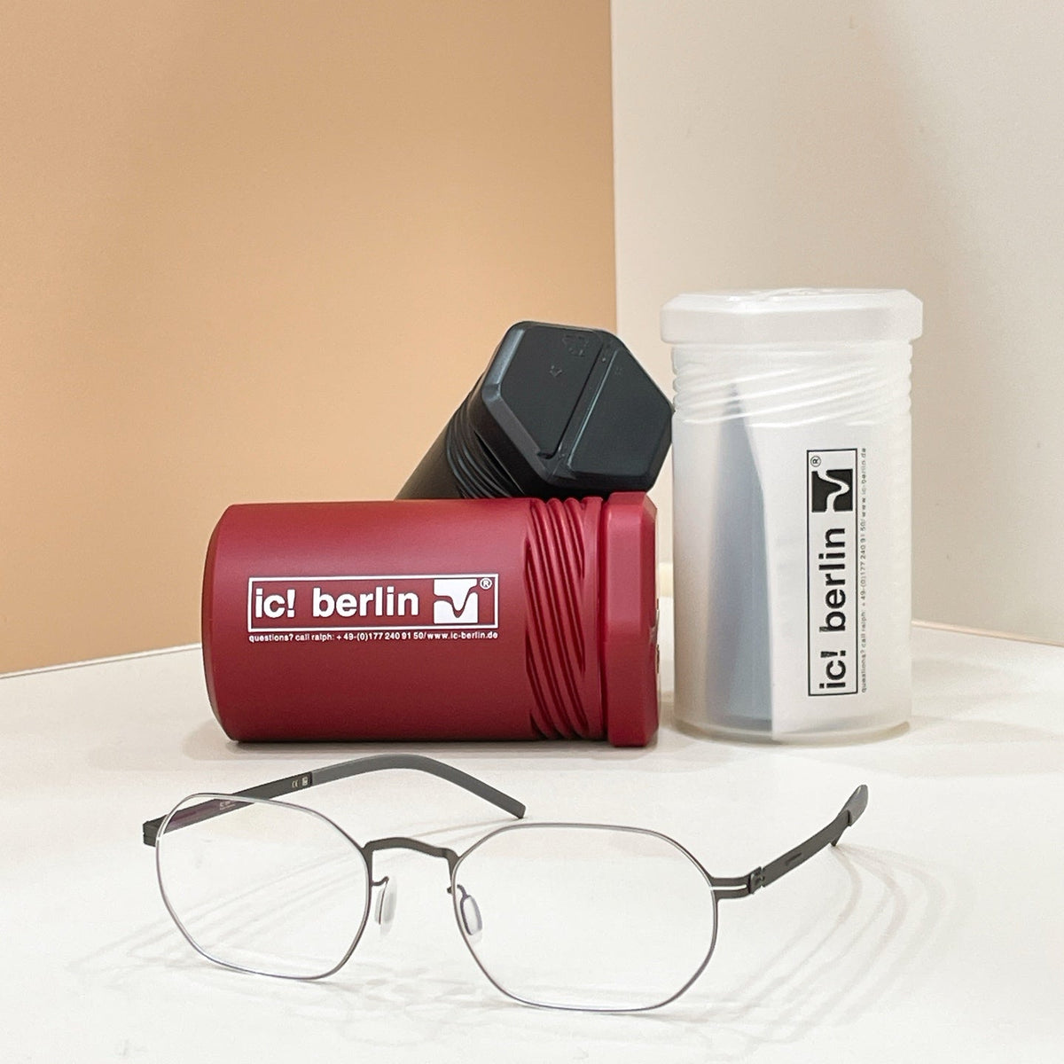 Eyeglasses