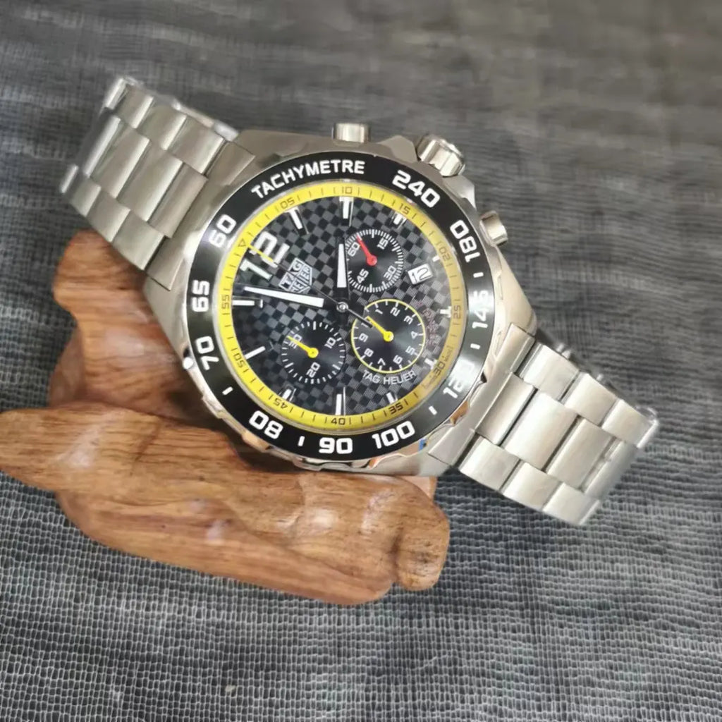 TAG Heuer Carbon Dial