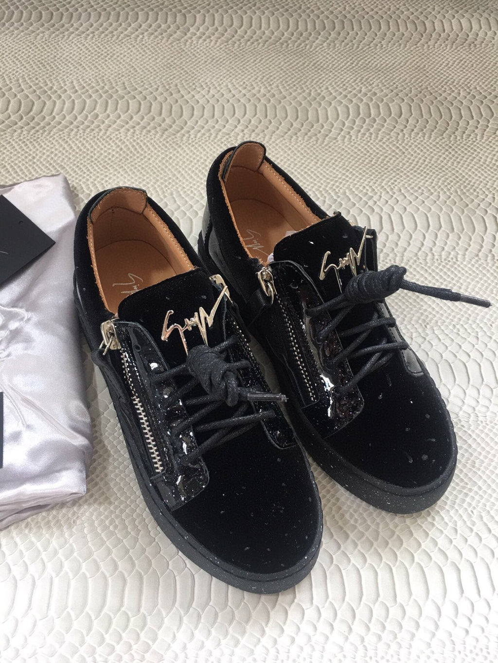 Giuseppe Zanotti Black Speckle Low-Top Sneakers — front