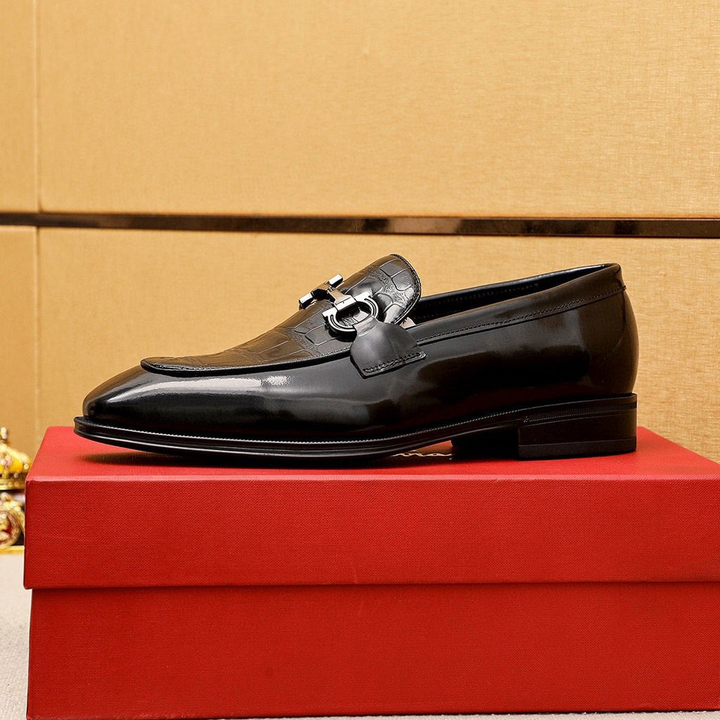 Ferragamo Black Textured Bit Loafers — side