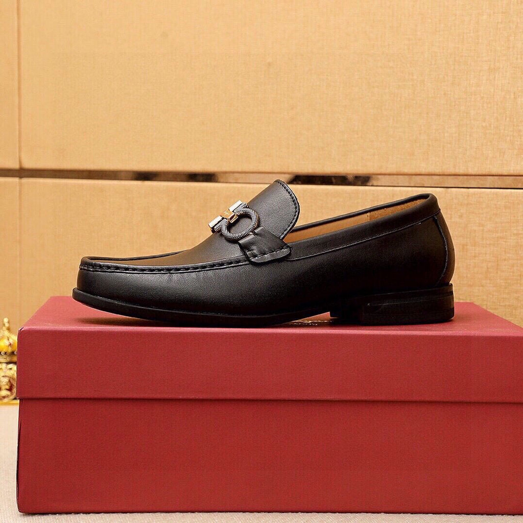 Ferragamo Black Textured Buckle Loafers — side
