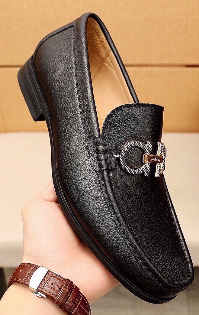 Ferragamo Black Textured Buckle Loafers — hero
