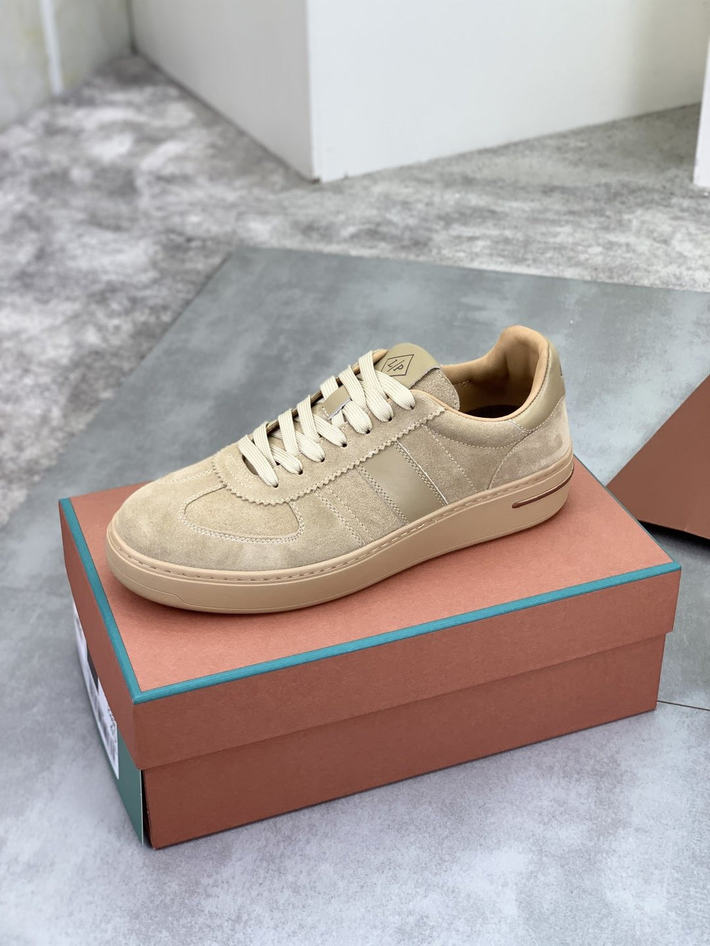微商相册测试鞋子-Loro Piana Beige Low-Top Sneakers — side