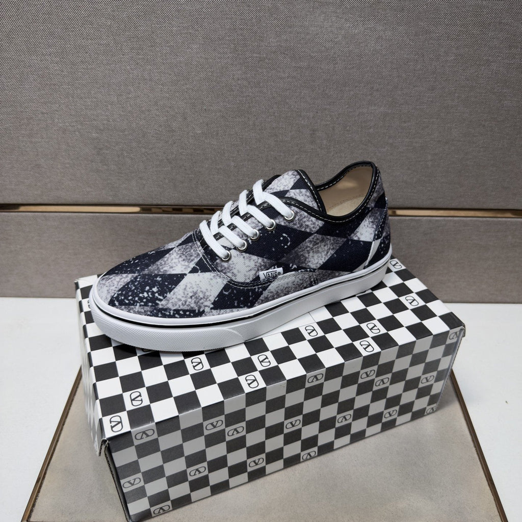 Vans Geometric Patchwork Low-Top Sneakers — side