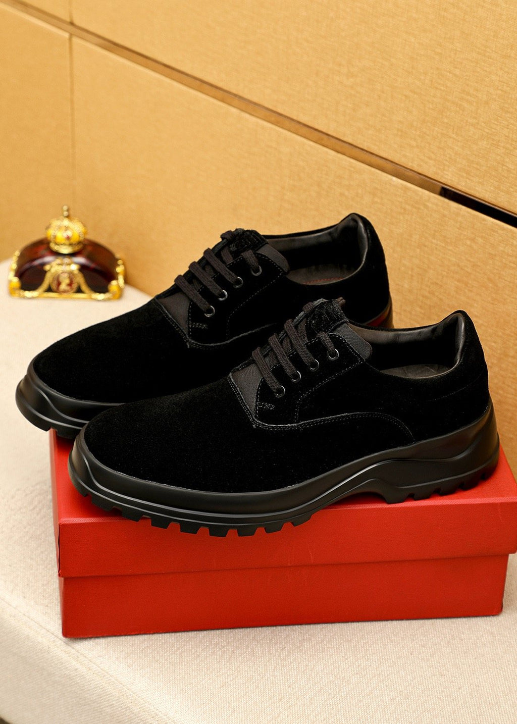 Ferragamo Black Lug Sole Lace-Up Shoes — front
