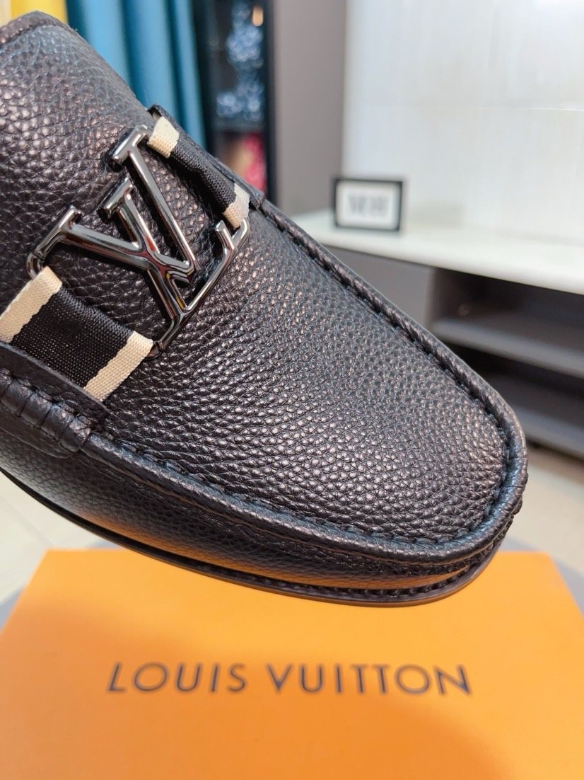 Louis Vuitton Dark Brown Textured Loafer — detail
