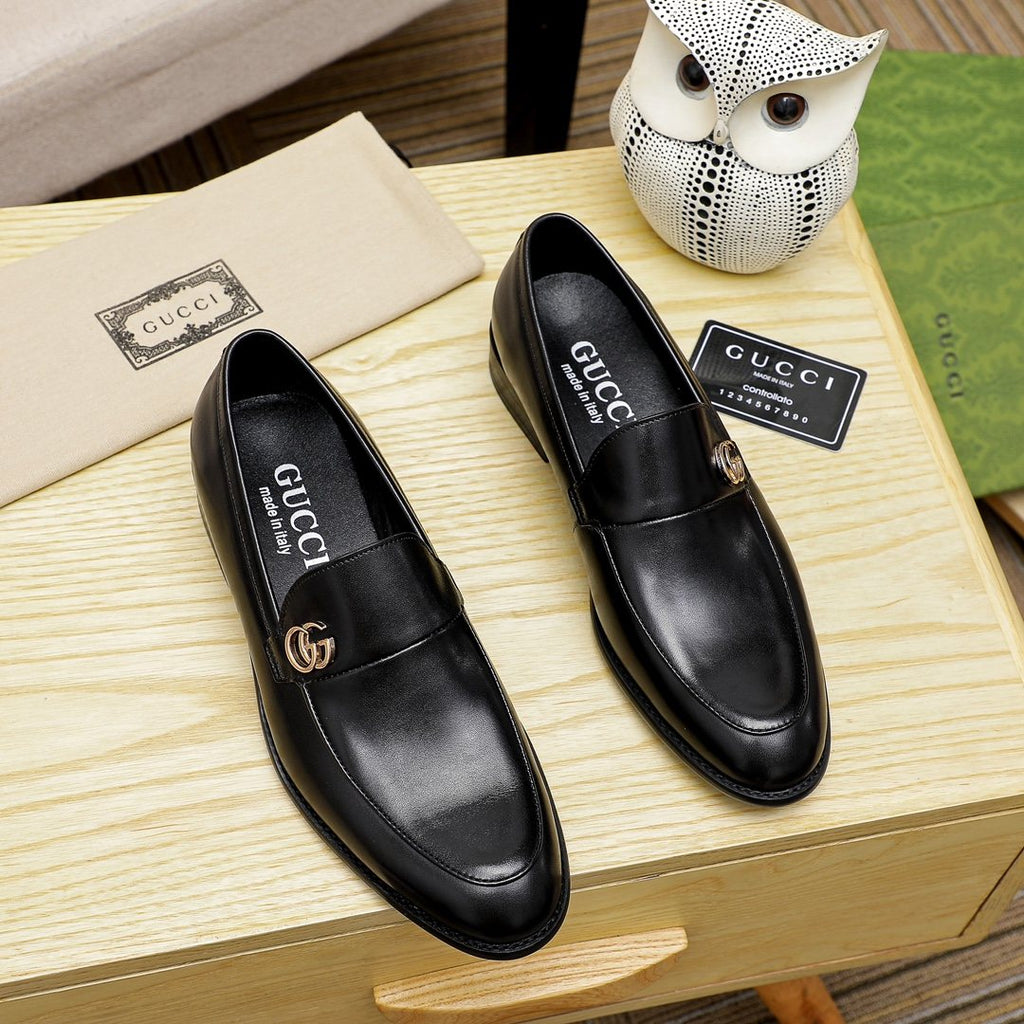 Gucci Black Double-G Slip-On Loafers — hero