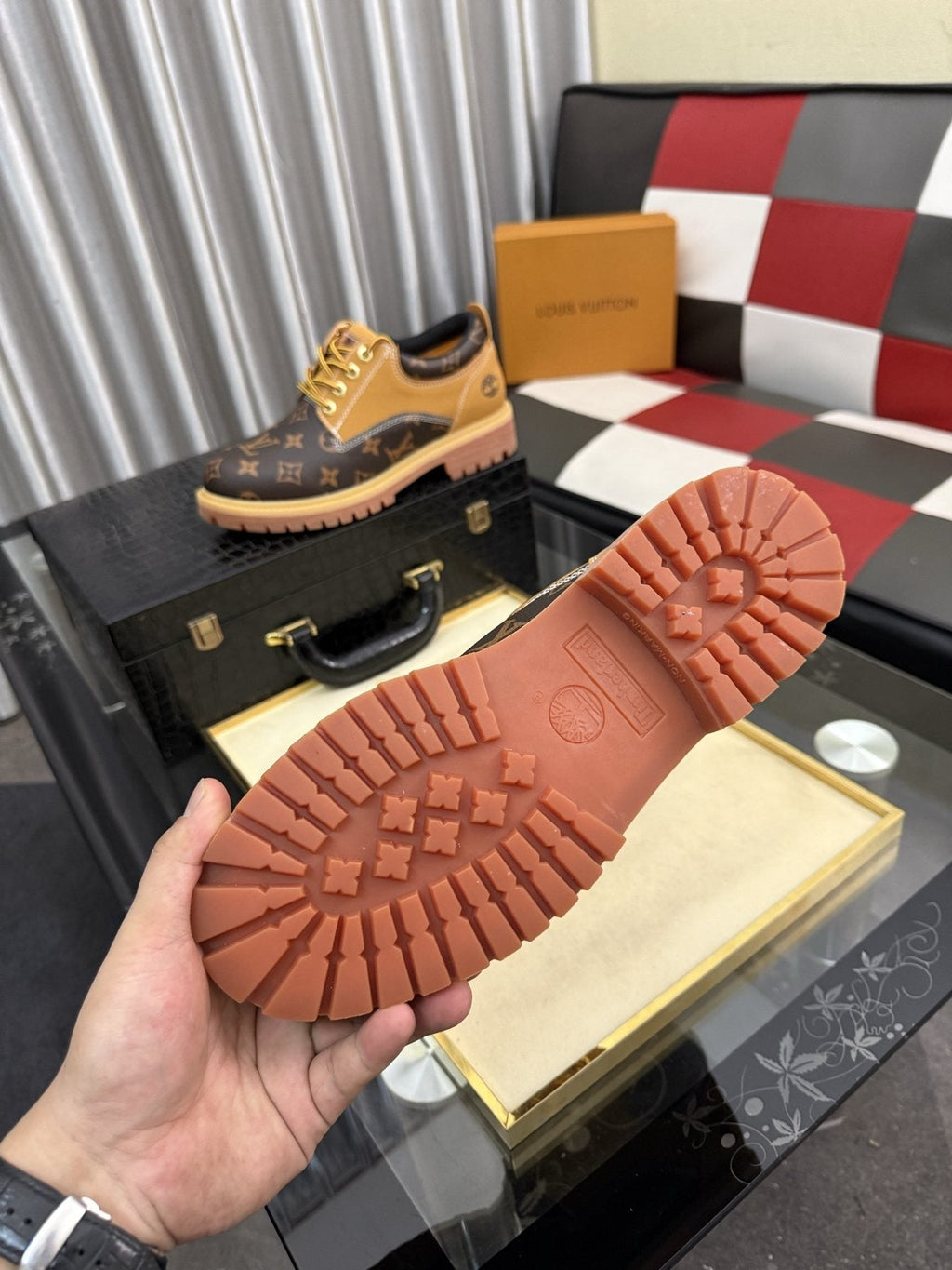 Timberland Tan & Brown Patterned Lace-Up Shoes — detail