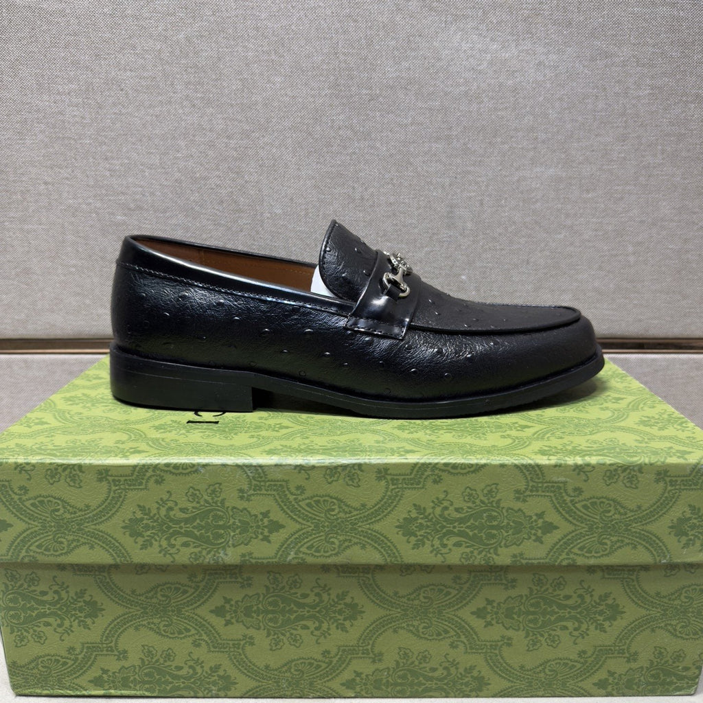 Gucci Black Textured Bit Loafers — side