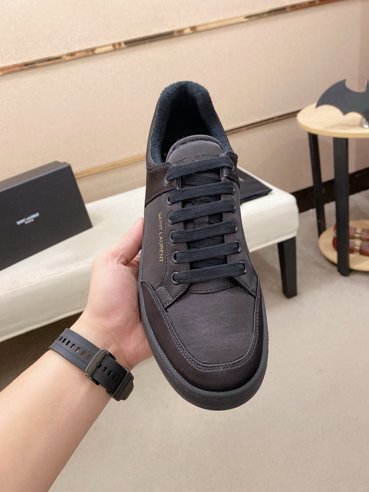 Saint Laurent Dark Gray Low-Top Sneakers — front
