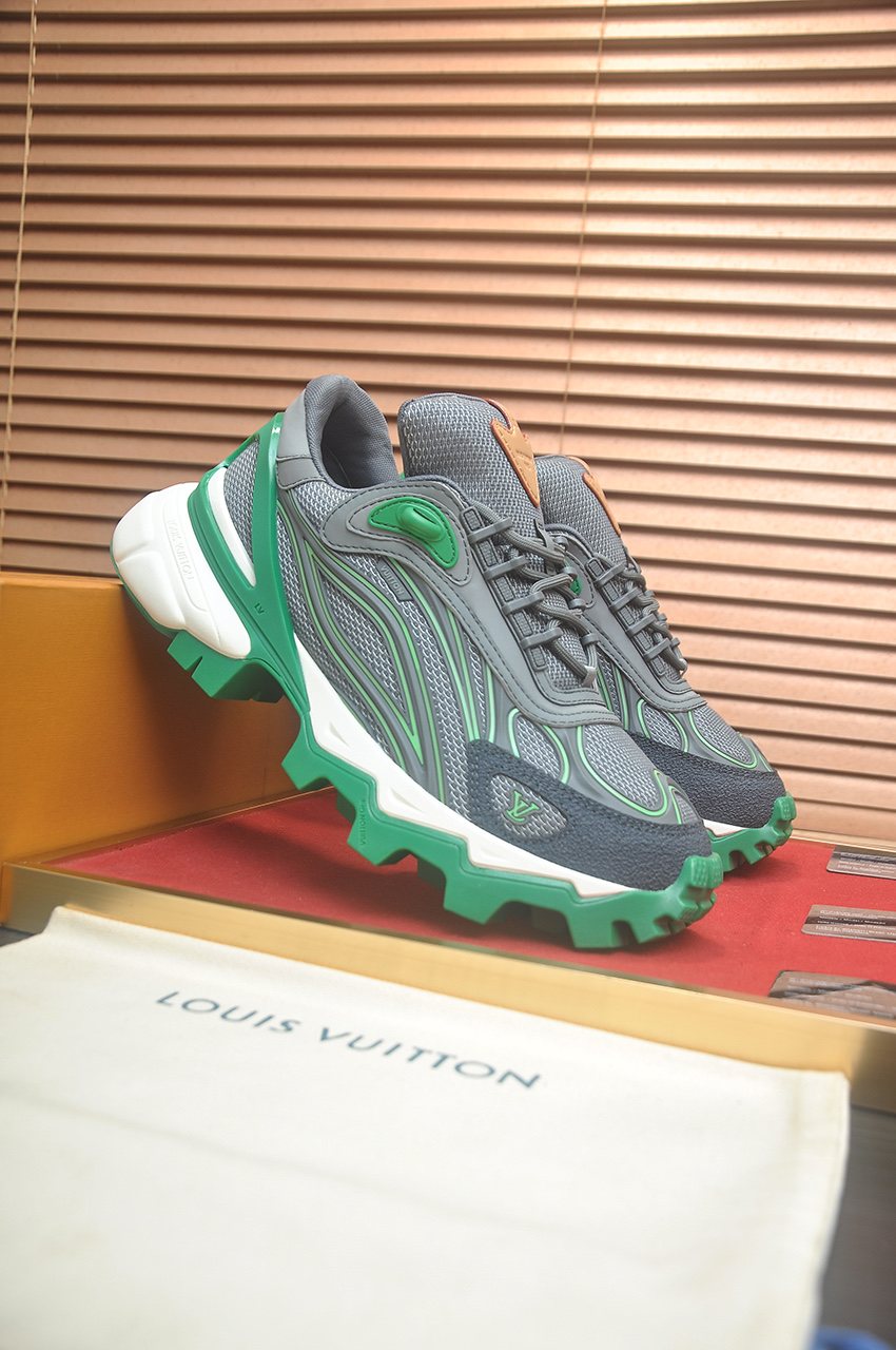 Louis Vuitton Low-Top Lug Sole Sneakers — front