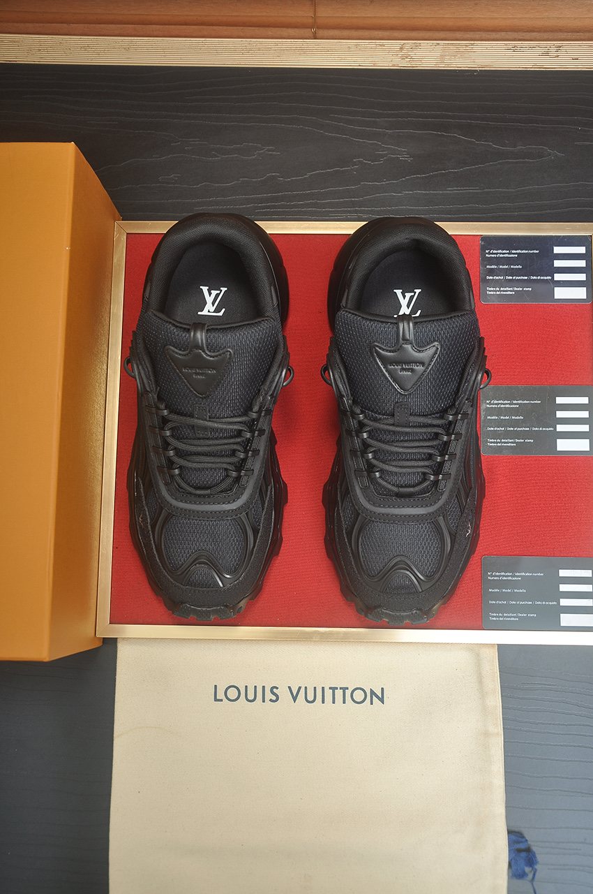 Louis Vuitton Low-Top Lug Sole Sneakers — front