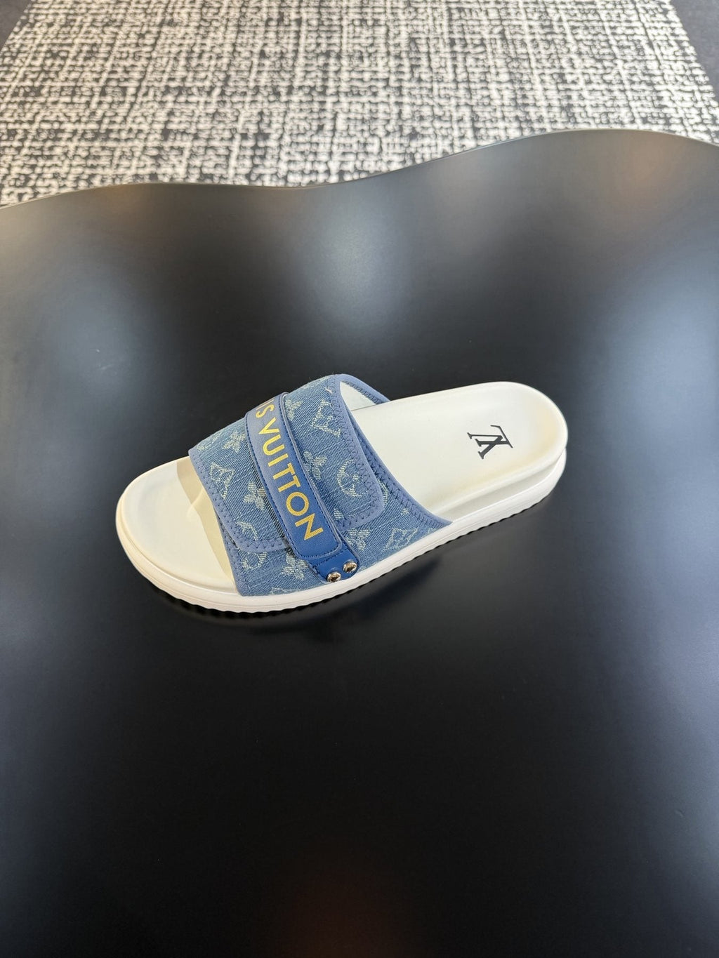 Louis Vuitton Patterned Strap Slide Sandals — side