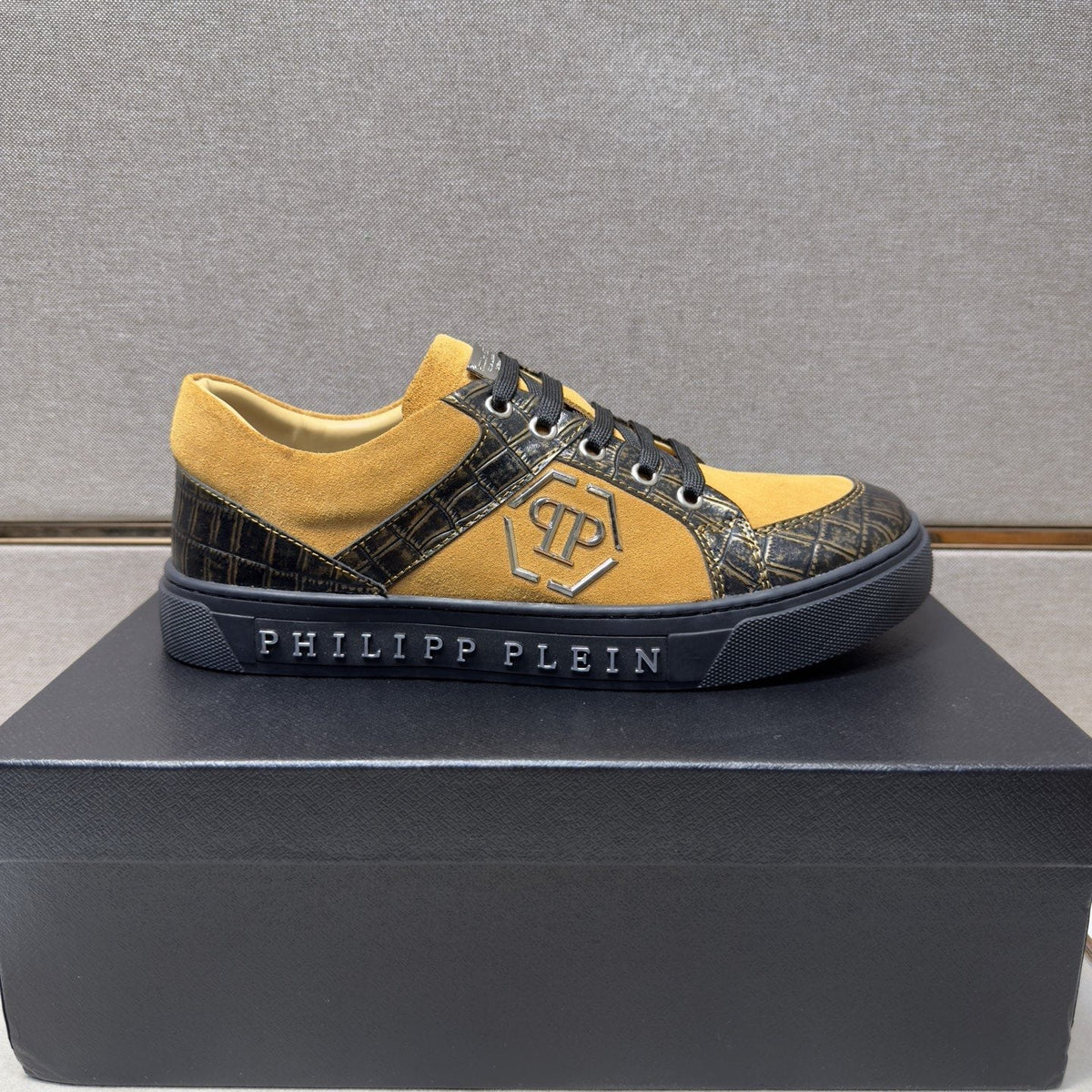 Philipp Plein Monogram Panel Low-Top Sneakers — front