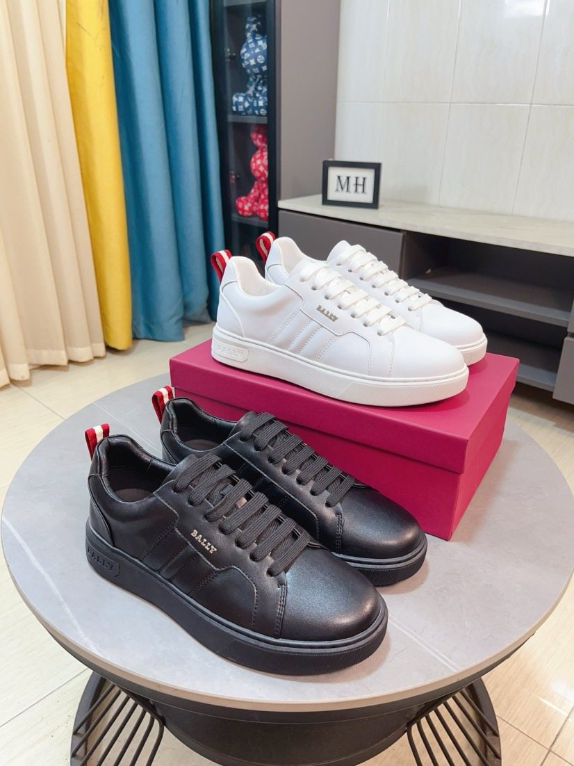 BALLY Low-Top Leather Sneakers — front