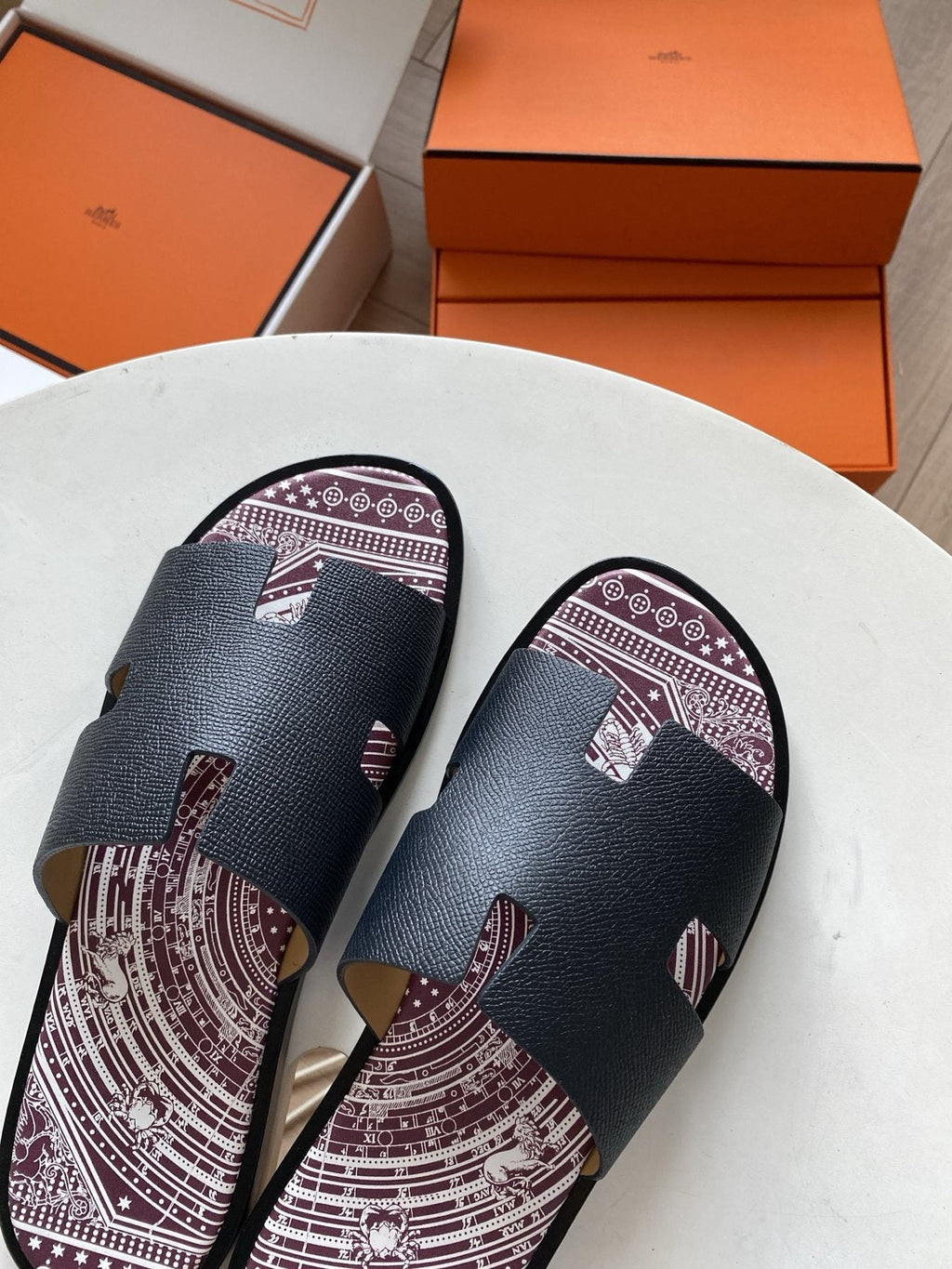 Hermès Men's H-Cut Slide Sandals — front