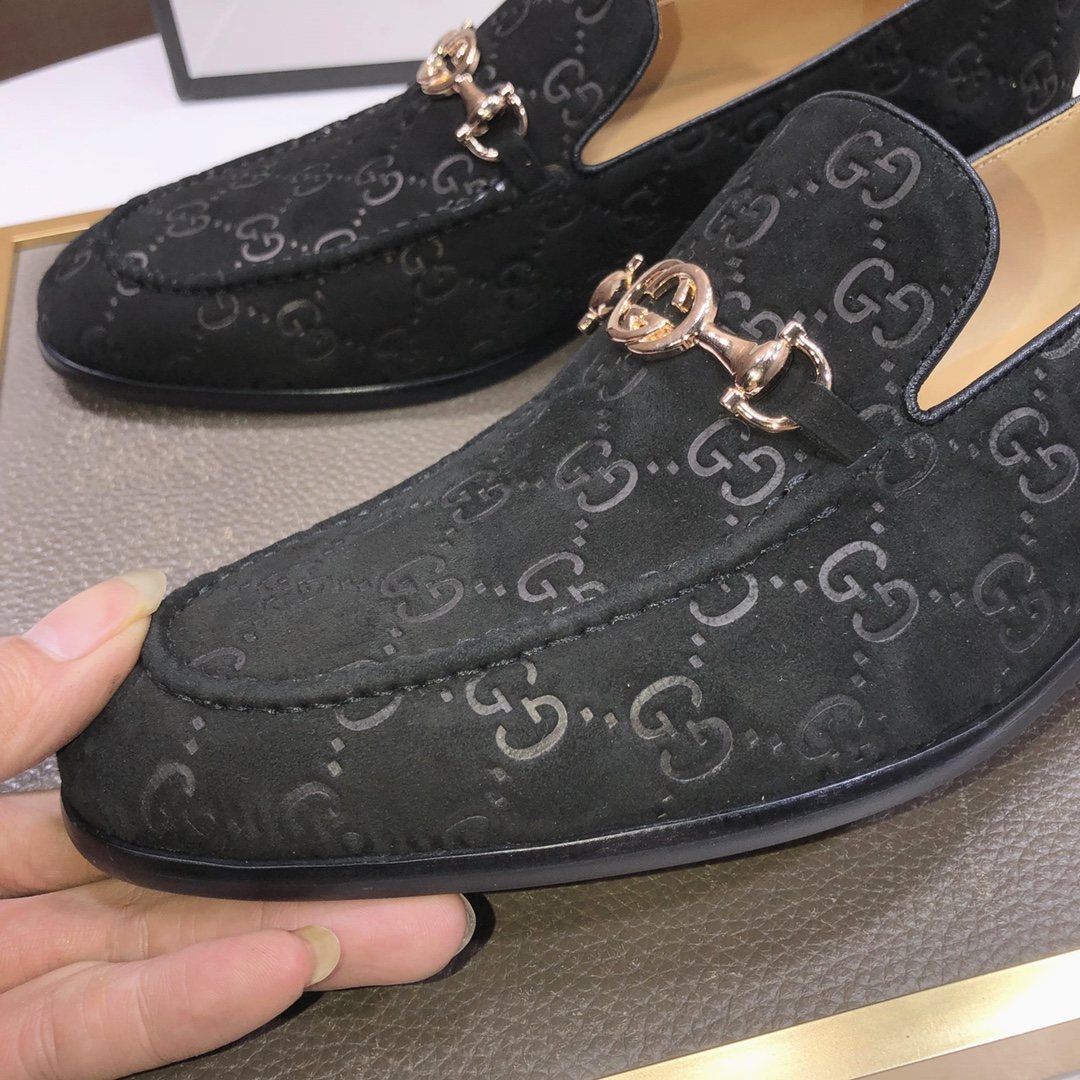Gucci Patterned Bit Loafers — detail