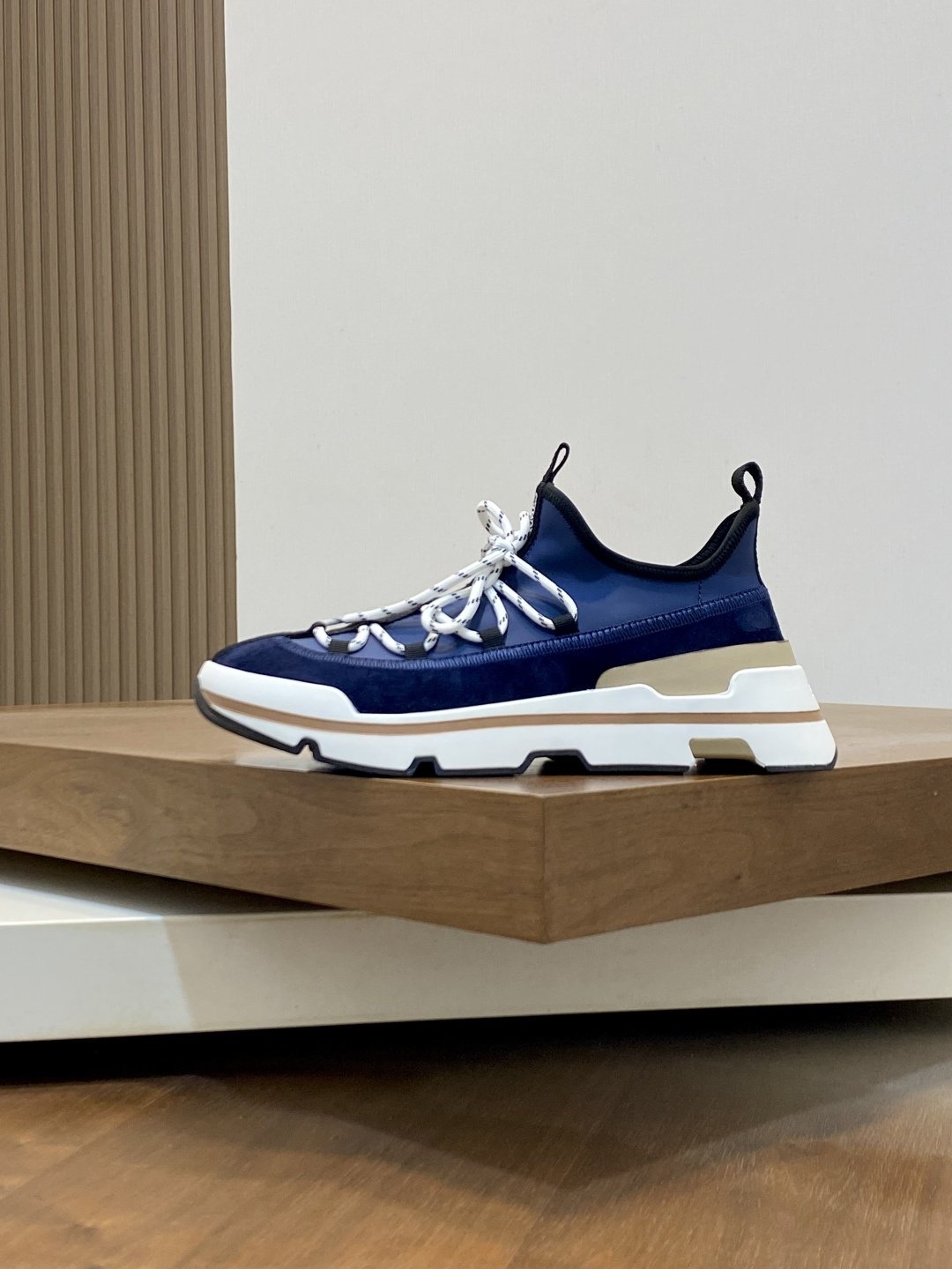 Hermès Bouncing Low-Top Sneakers — side