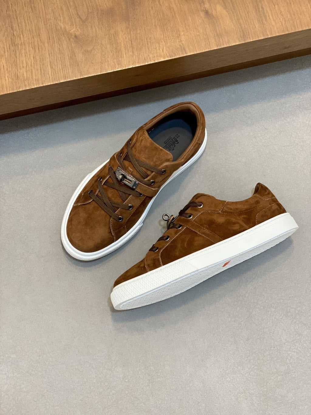 Hermès H-Detail Low-Top Sneakers — front