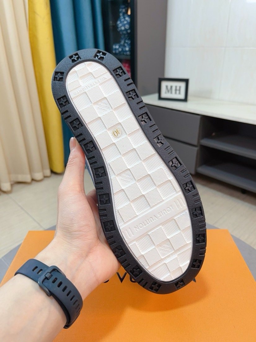 Louis Vuitton Patterned Panel Low-Top Sneakers — back