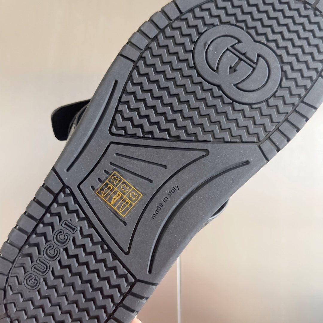 Gucci Black and Gray Monogram Toe-Post Sandals — front