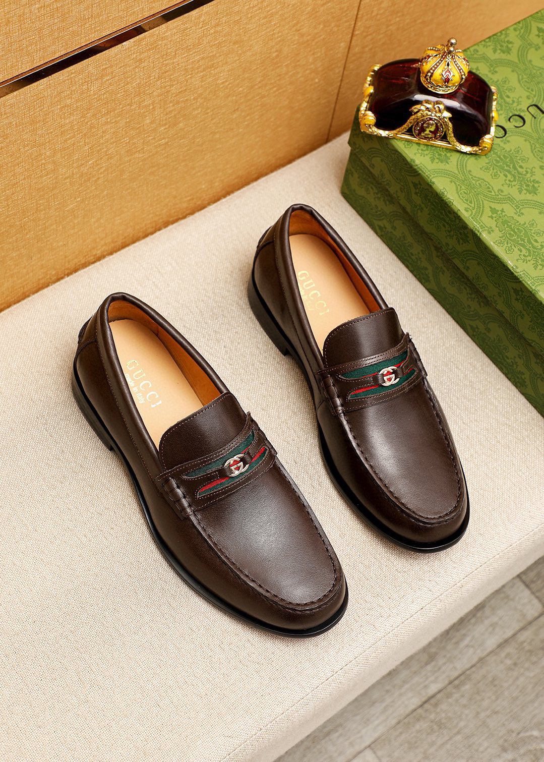 Gucci Leather Web Detail Loafers — front